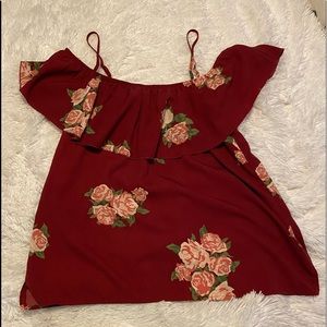 Babydoll layered shoulder strapped blouse. Floral and marrón print lightweight